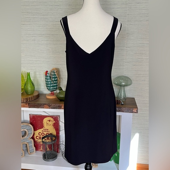 White House Black Market Embroidered Matte Jersey Tank Shift Dress Size Small - Picture 6 of 9